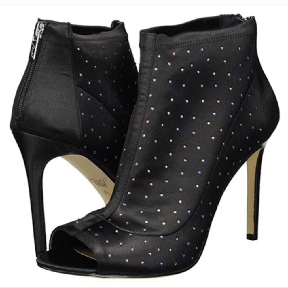 Jewel Badgley Mischka | Margarita Satin Embellished Pumps Size 7.5